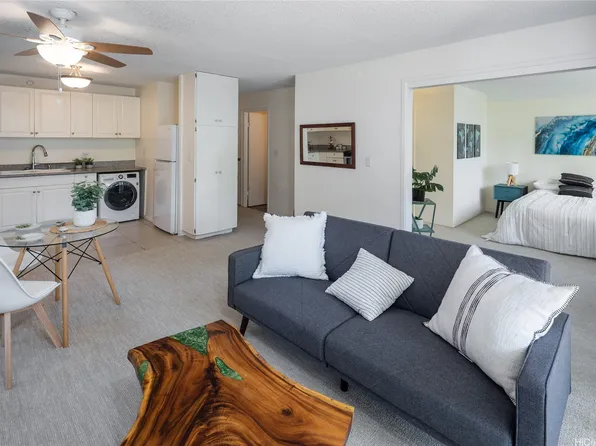 1615 Wilder Ave APT 507, Honolulu, HI 96822