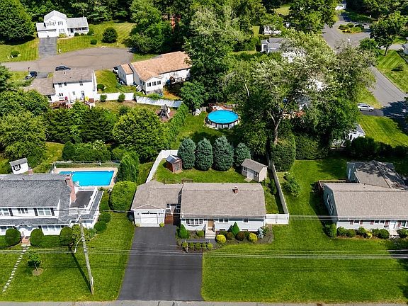 2nd image of 497 Dwight Rd