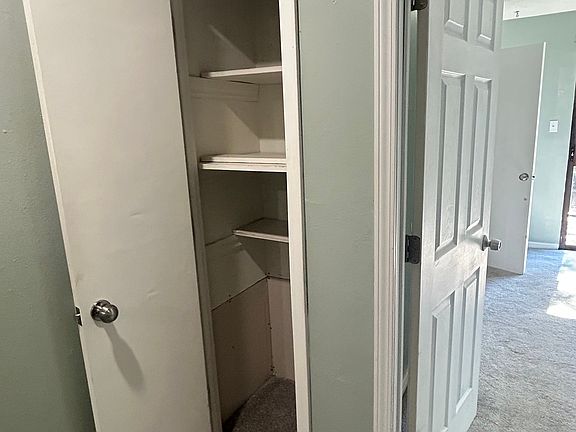 3rd image of 3820 Wicklow Dr #1