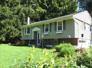 6 Prospect St, Staatsburg, NY 12580