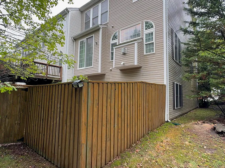9283 Laurel Ridge Crossing Rd — Photo 34