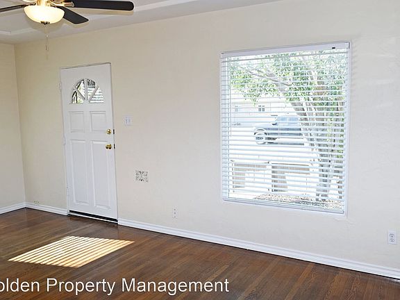 4th image of 4593 36th St