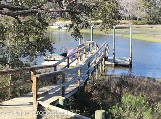 1525 Futch Creek Rd, Wilmington, NC 28411