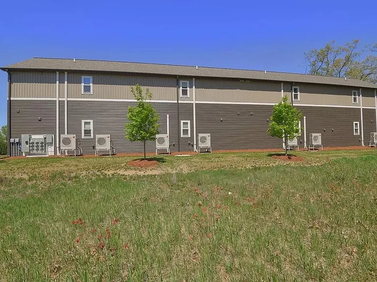 MF - Floresta Street Apartments-822 — Photo 36