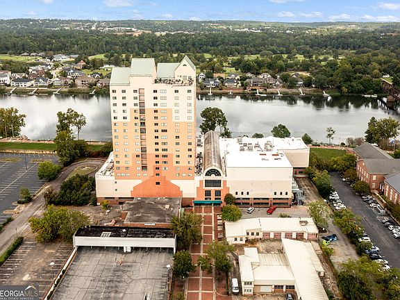 4th image of 1 7th St