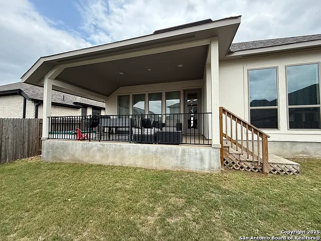 2216 Prado Dr — Photo 46