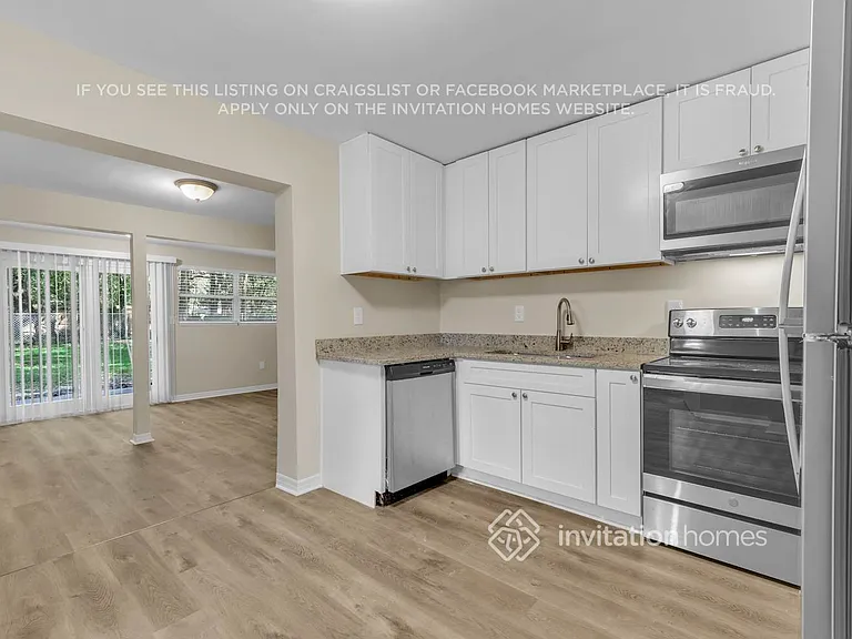 4461 Melvin Cir E — Photo 10