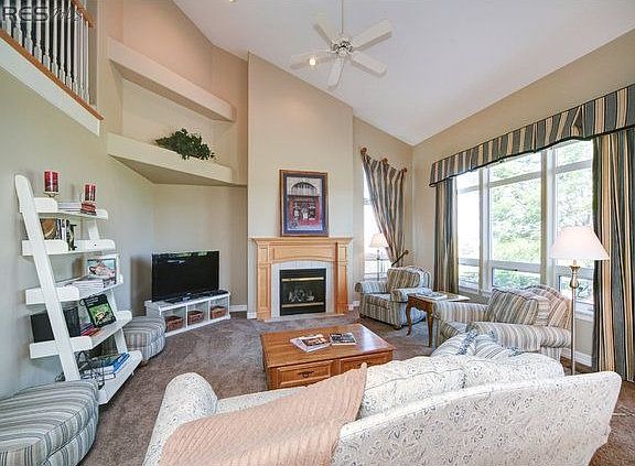 4th image of 436 Ventana Way