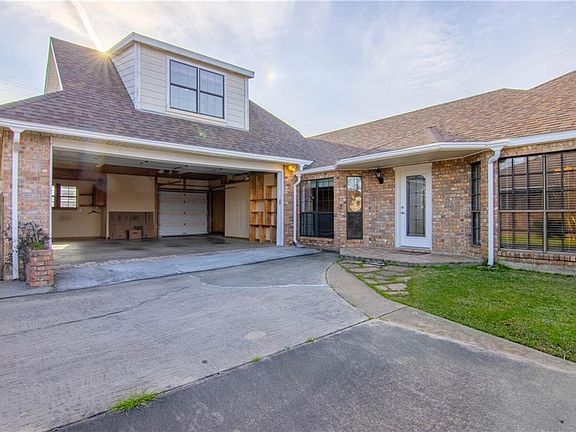 5th image of 406 Tealwood Dr