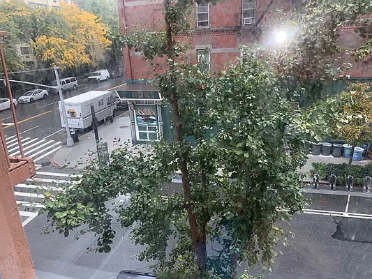 Rented by Bond New York | media 20