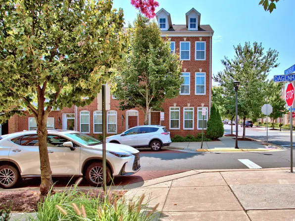 9612 Stockwell Ln, Fairfax, VA 22031
