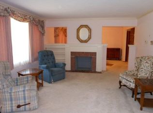 1304 Dixon Dr, Jefferson City, MO 65101