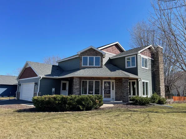 7090 Blake Path, Inver Grove Heights, MN 55076