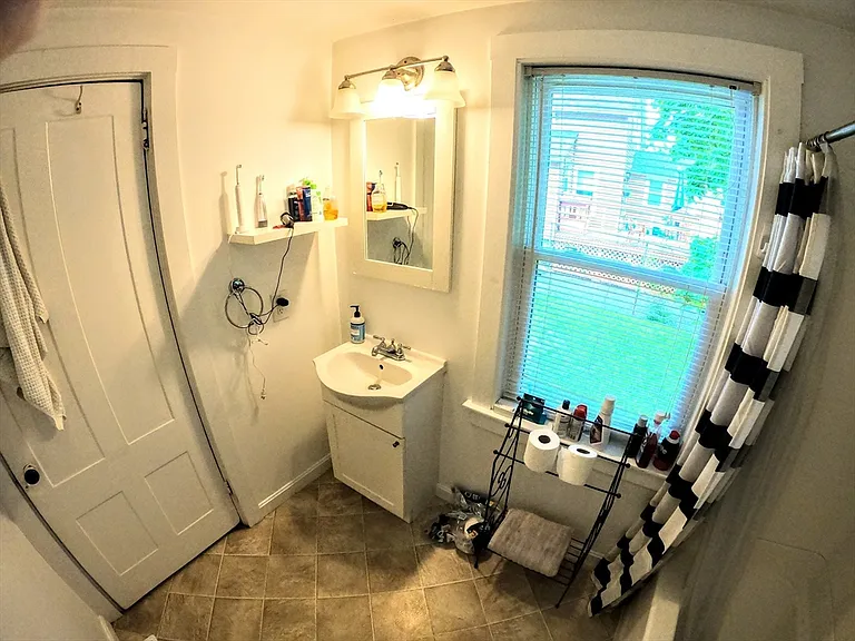 95 Temple St #1 — Photo 12