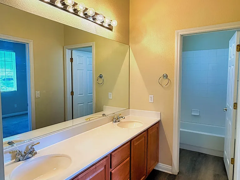 7225 Fern Meadow St — Photo 18