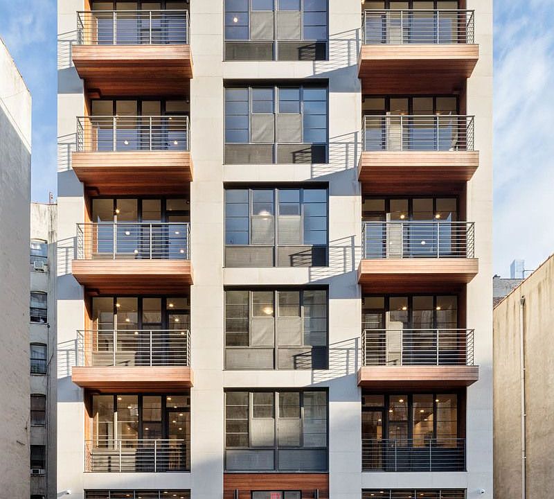 1st image of 15 W 119th St