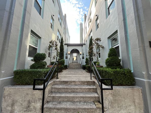 1431 NE 21st Ave APT 5