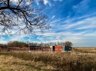 446 Wiist Rd, Henrietta, TX 76365