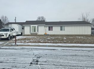 2923 Lampman Dr, Billings, MT 59102