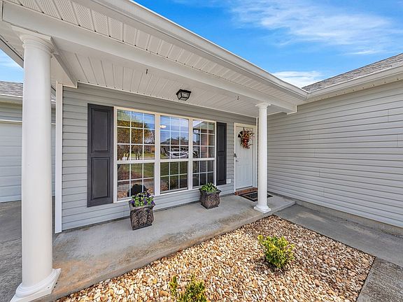 4th image of 3613 Druid Oaks Dr