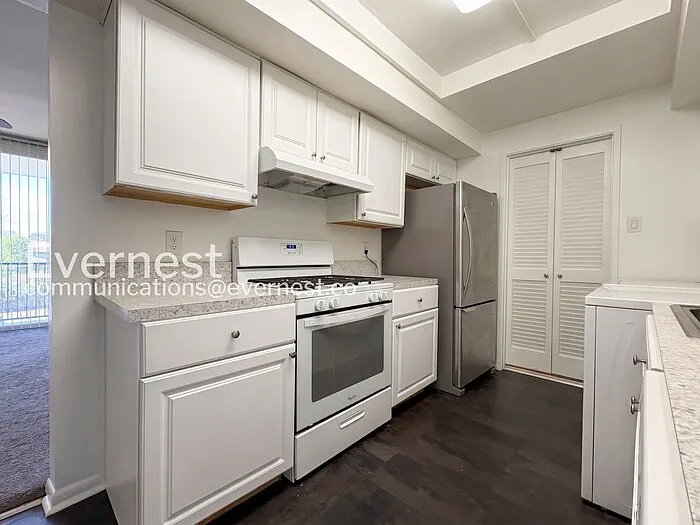 10202 Prince Pl #204 — Photo 4