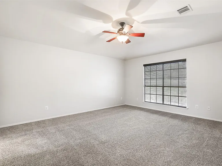 2604 Stenson Dr — Photo 20