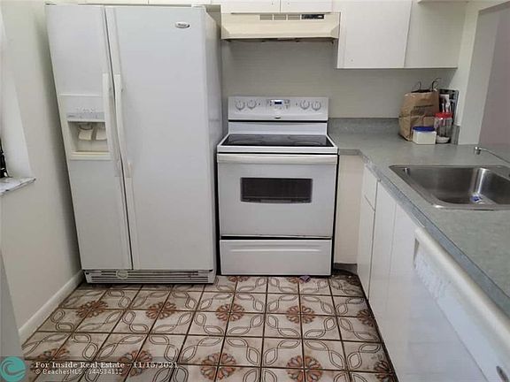 4th image of 2726 NW 104th Ave APT 305