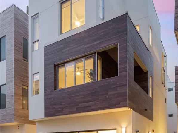 69 Ebb Tide Cir, Newport Beach, CA 92663