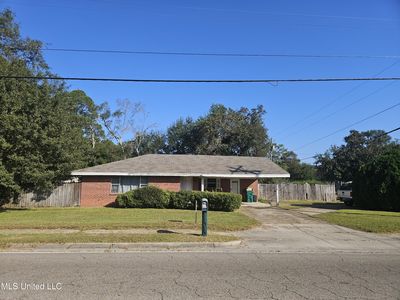 14256 Dedeaux Rd, Gulfport, MS, 39503