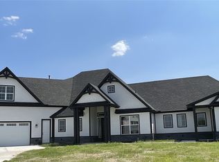 800 Republic Row, Nevada, TX 75173