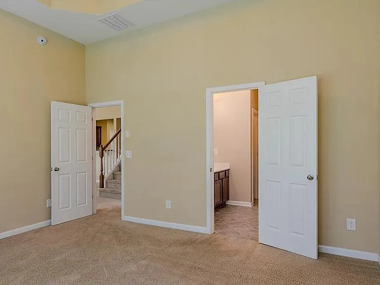3775 Silver Springs Rd — Photo 31