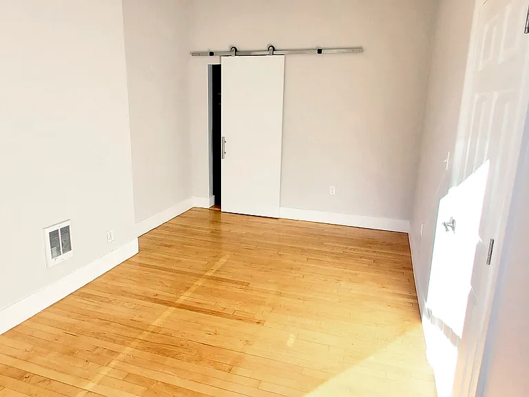 36 Beacon St #2 — Photo 13