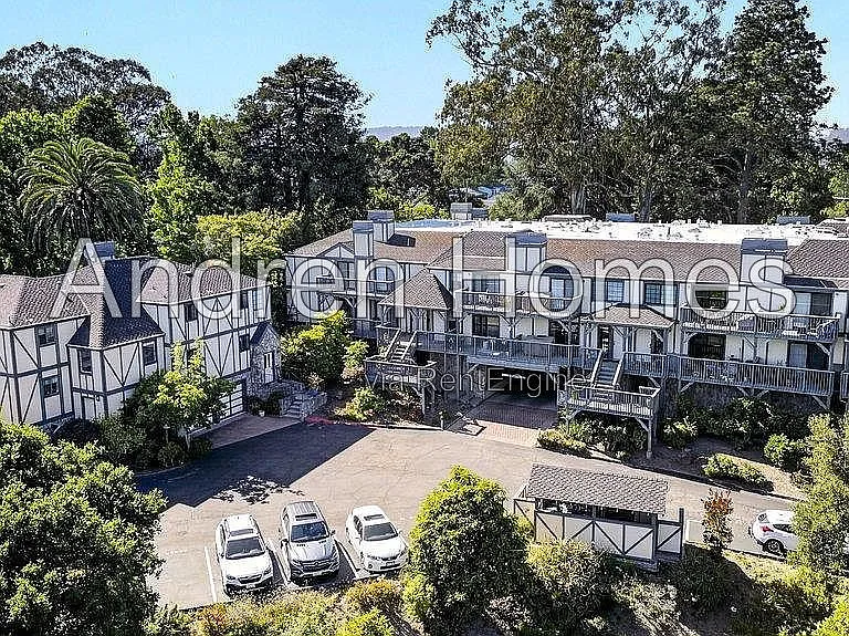 79 S Branciforte Ave — Photo 6