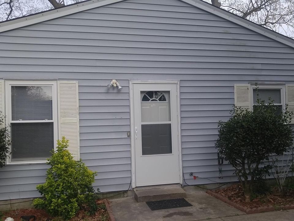 UNit B (front door)