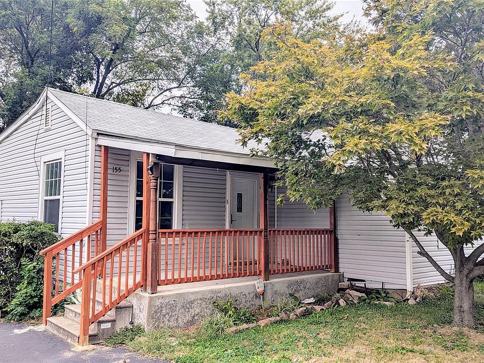 1st image of 155 Becker Dr
