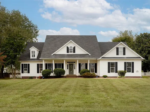 432 Farmer Ln, Bowling Green, KY 42104