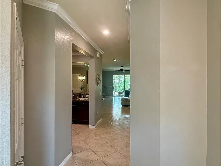 10020 Via Colomba Cir — Photo 2