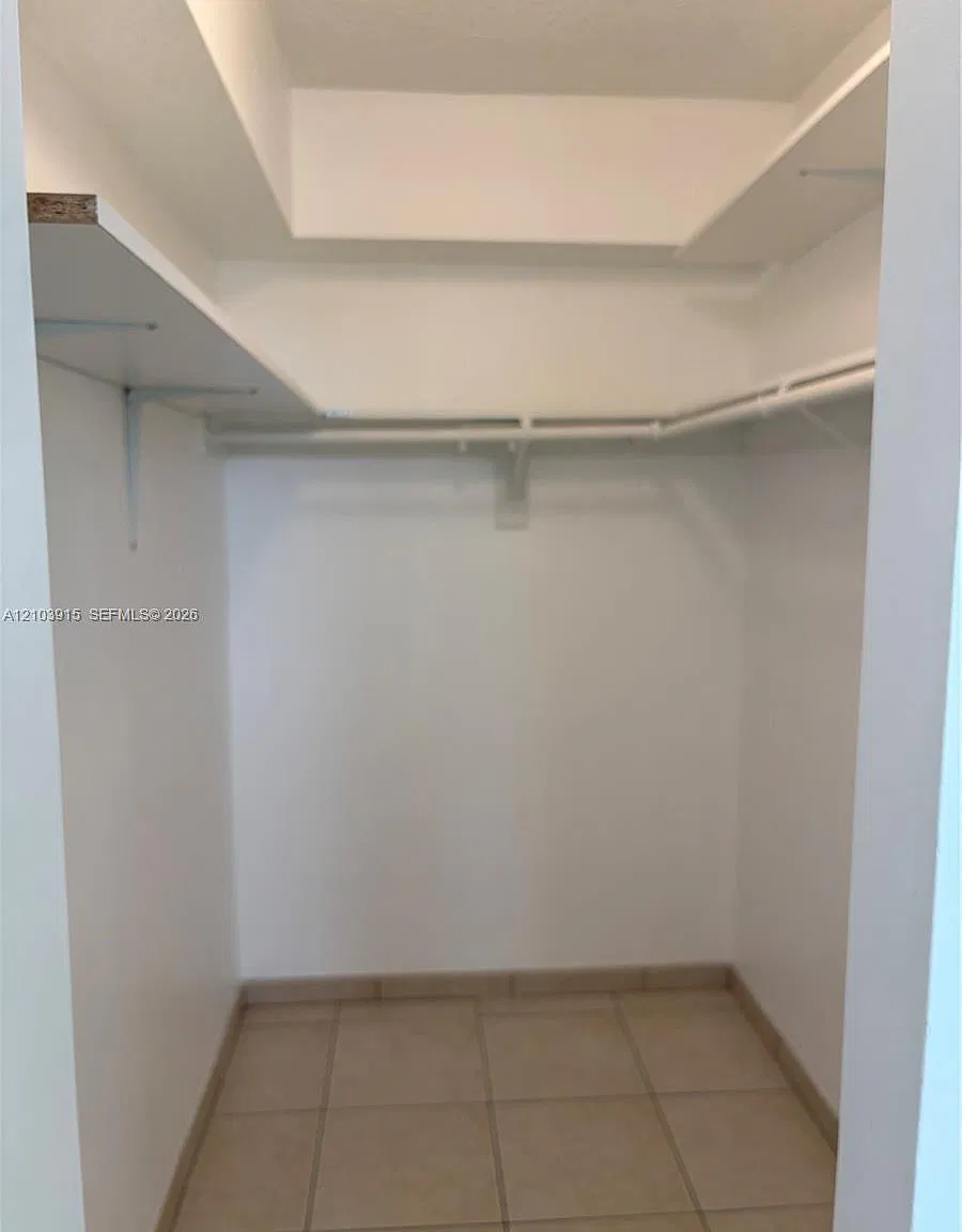 2075 SW 122nd Ave — Photo 3