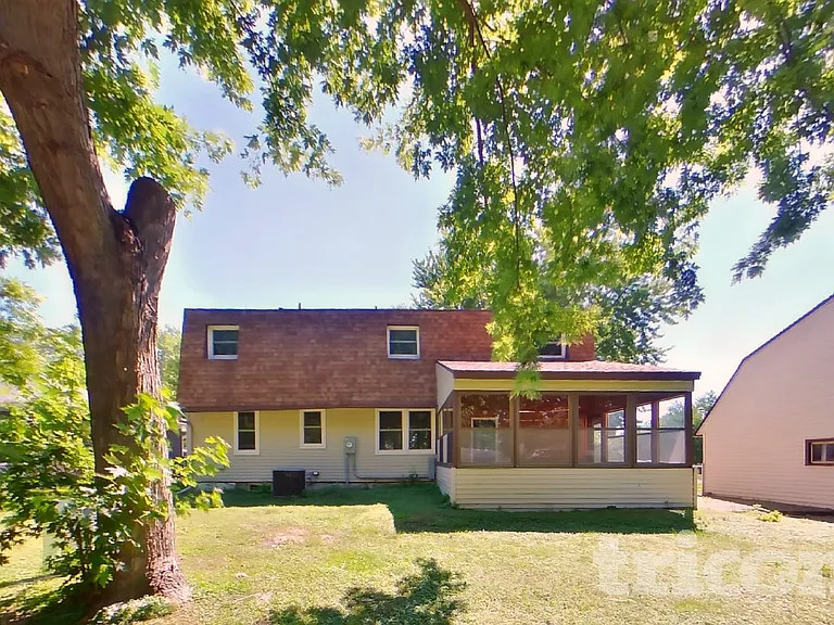 3809 Hampshire Ave N — Photo 19