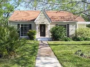 8135 Nelson Dr, Dallas, TX 75227