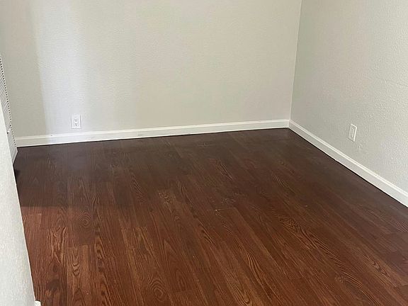 5th image of 7620 S Newlin Ave #18B