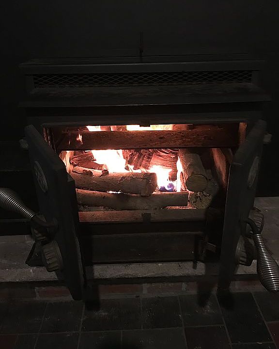 1st image of 42 Sylvia Ln