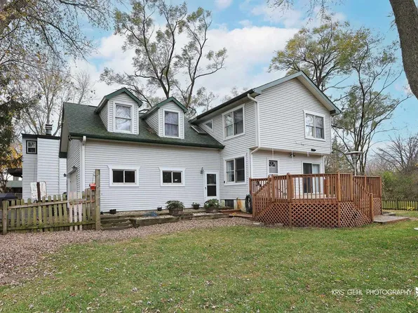 40024 N Circle Ave, Antioch, IL 60002