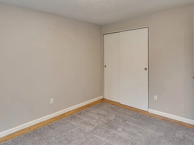 9005 N Peninsular Ave — Photo 18