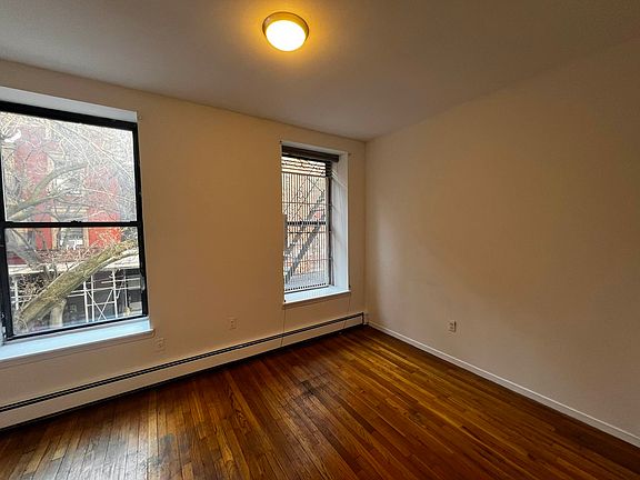 3rd image of 205 W 102nd St APT 2D