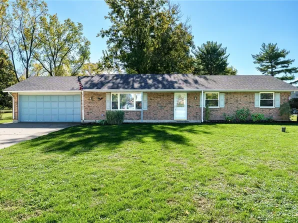 5998 Sterling Ct, Tipp City, OH 45371