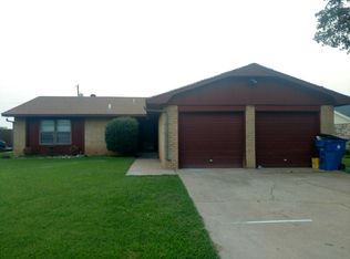 3213 S 25th St, Chickasha, OK 73018