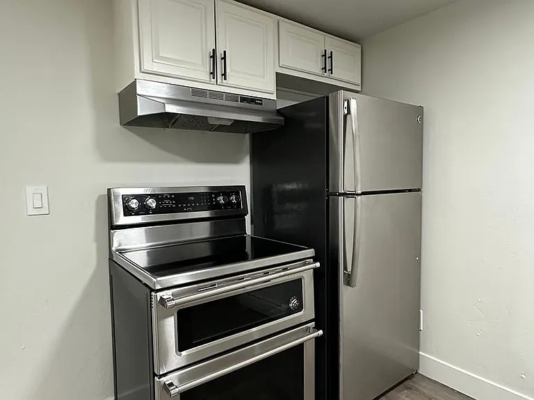1733 S Richards St — Photo 6
