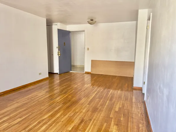 1332 Metropolitan Avenue image 5 of 12