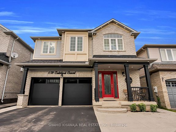 2nd image of 1078 Easterbrook Cres